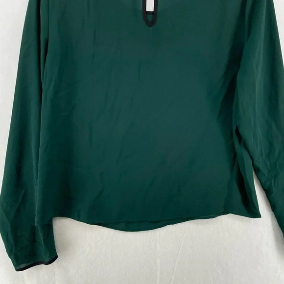 Forever 21 Tops Womens M Emerald Green Round Neck Keyhole Black Trim Long Sleeve - Picture 9 of 11